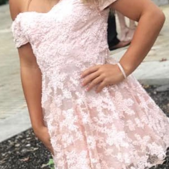 Fashion Nova dress - Picture 4 of 4